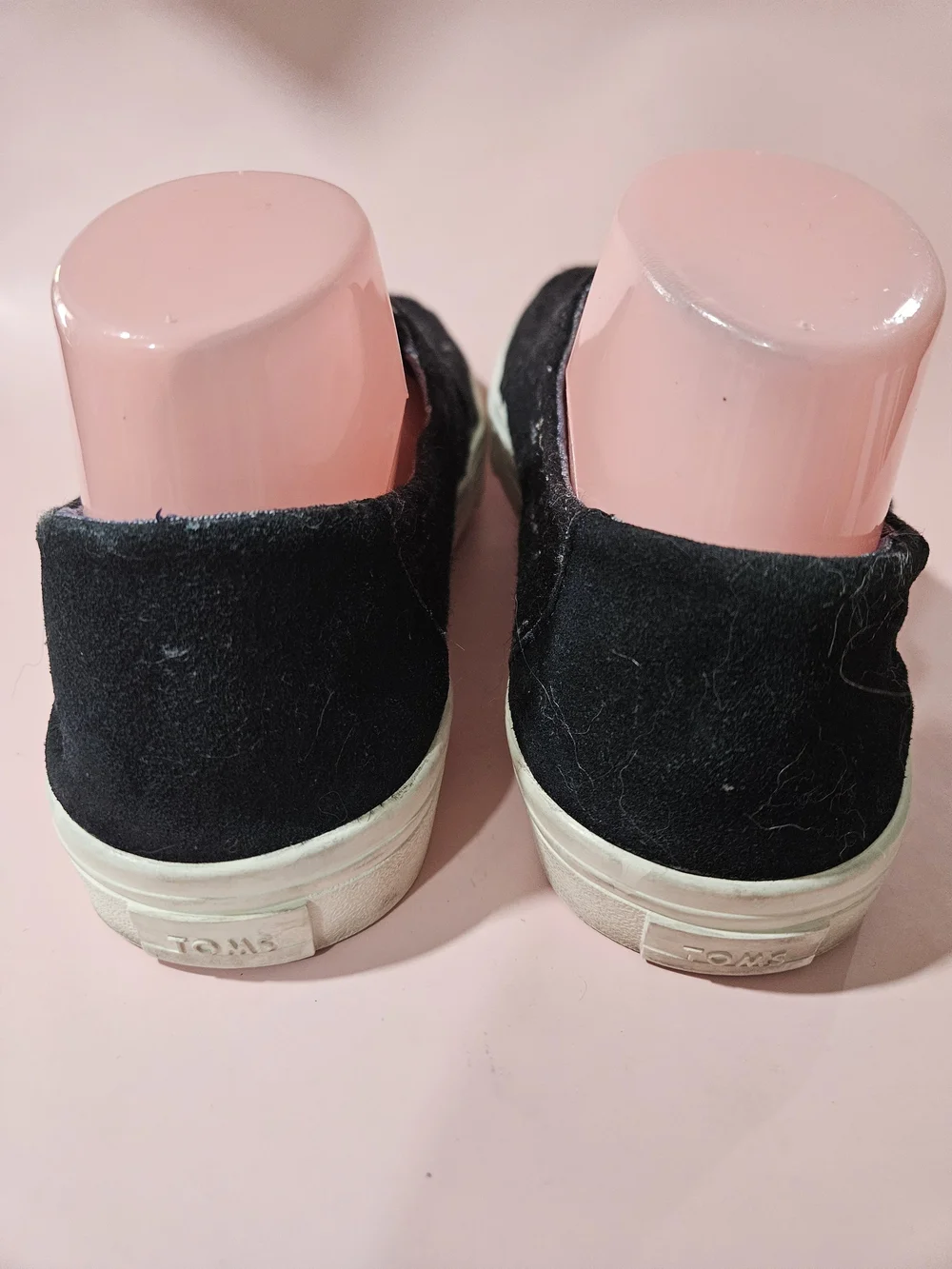 Toms Black and White Slip-On Sneakers. Size 8 Bin 12